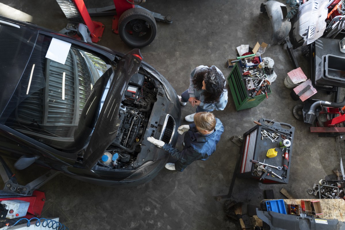 Manutenzione auto: i controlli periodici da effettuare